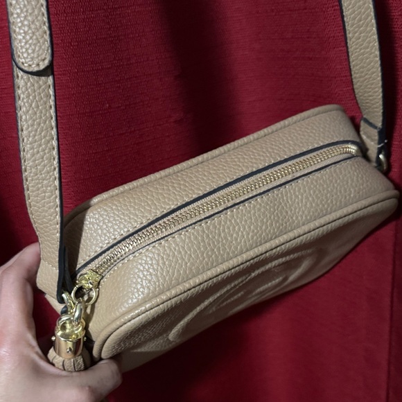 Beige Faux Leather Crossbody Bag GG Gently used - Picture 4 of 8